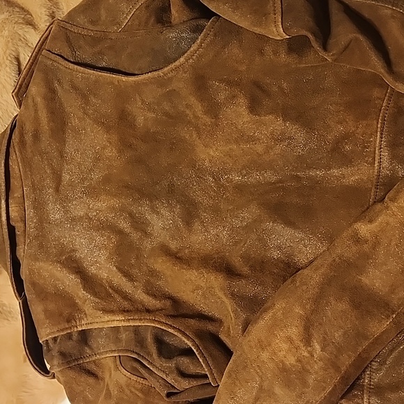 UNDERSTATED LEATHER Lightweight Easy Rider Leather Jacket - Picture 9 of 11